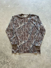 Load image into Gallery viewer, Vintage Mossy Oak Treestand Camo Long Sleeve Shirt (M)