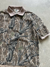 Load image into Gallery viewer, 90’s Mossy Oak Treestand Camo Polo Shirt (M)