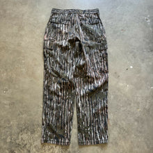 Load image into Gallery viewer, Vintage Realtree Camo Pants (M)