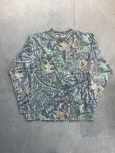 Load image into Gallery viewer, Mossy oak Obsession Camo Long Sleeve Shirt (L)