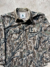 Load image into Gallery viewer, Vintage Northwest Territory Mossy Oak Treestand Camo Chamois Shirt (L)