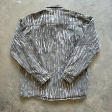 Load image into Gallery viewer, Vintage Realtree Camo Chamois Shirt (L)