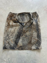Load image into Gallery viewer, Vintage Realtree Hardwoods Camo Mask