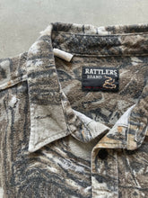 Load image into Gallery viewer, Vintage Rattlers Brand Realtree Extra Brown Camo Chamois Shirt (2XL)