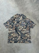 Load image into Gallery viewer, Vintage MossyOak Forest Floor Camo Pocket T (XXL)