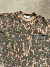 Load image into Gallery viewer, 90’s Mossy Oak GreenLeaf Long Sleeve T-Shirt (L/XL) 🇺🇸
