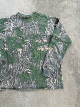 Load image into Gallery viewer, Vintage Mossy Oak Shadow Leaf Camo Longsleeve Shirt (XL)