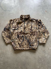 Load image into Gallery viewer, Vintage Advantage Wetlands Camo Fleece Pullover (2XL)