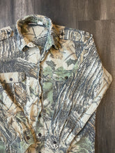 Load image into Gallery viewer, Vintage Realtree Camo Strap Shirt (M)