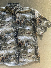 Load image into Gallery viewer, Vintage North River Outfitters Whitetail Button-Up (L)