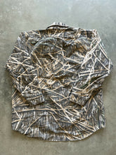 Load image into Gallery viewer, Vintage Mossy Oak Shadowgrass Camo Chamois Shirt (XL)