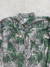 Load image into Gallery viewer, Vintage MossyOak Shadow Leaf Camo Button Up Shirt (XL/XXL)