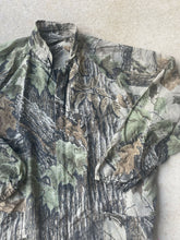 Load image into Gallery viewer, Vintage Spartan Realtree Camo Lightweight Pullover (L/XL)