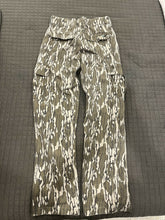 Load image into Gallery viewer, Mossy Oak Original Bottomland Pants - M