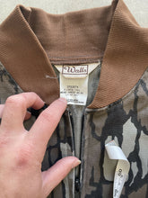 Load image into Gallery viewer, Vintage Trebark Camo Bomber Jacket (XL)
