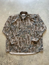 Load image into Gallery viewer, Vintage Mossy Oak Treestand Camo Button Up Shirt (2XL)