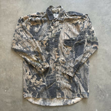 Load image into Gallery viewer, Vintage Mossy Oak Breakup Camo Strap Shirt (M)