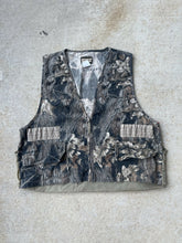 Load image into Gallery viewer, Vintage Saftbak Mossy Oak Breakup Camo Game Vest (XL)