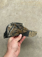Load image into Gallery viewer, Vintage Matthew’s Solocam Realtree Camo Hat