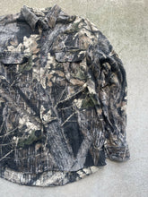 Load image into Gallery viewer, 90’s Ozark Trail Mossy Oak Break Up Camo Button-Up Chamois Shirt (M/L)