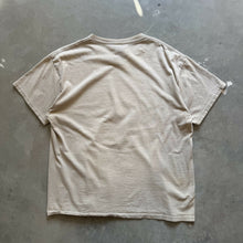 Load image into Gallery viewer, 2000’s Mossy Oak Field Staff T-Shirt (XL)