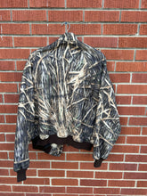 Load image into Gallery viewer, Mossy Oak Shadow Grass Fleece button up (L)