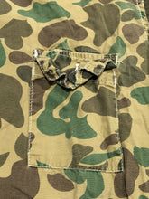 Load image into Gallery viewer, Vintage Camouflage Suit Duck Camo Hunting Shirt