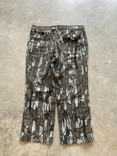 Load image into Gallery viewer, Vintage Trebark Camo Pants (XL)
