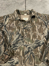 Load image into Gallery viewer, Mossy Oak Treestand 3 Pocket Jacket (M)
