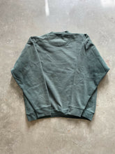 Load image into Gallery viewer, Vintage Mossy Oak Leather Patch Crewneck (L)