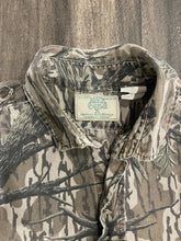 Load image into Gallery viewer, 1990’s Mossy Oak Treestand Camo Strap Shirt (L)