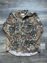 Load image into Gallery viewer, Vintage Mossy Oak Fall Foliage Camo Chamois Shirt (L)