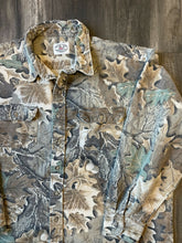 Load image into Gallery viewer, 1990’s Ruddy Duck Realtree Advantage Camo Chamois Shirt (2XL)