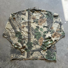 Load image into Gallery viewer, Vintage Realtree Camo Long Sleeve (L)
