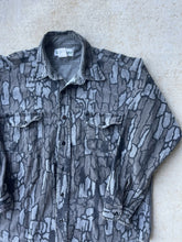 Load image into Gallery viewer, Vintage Trebark Camo Chamois Shirt (XL)