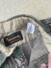 Load image into Gallery viewer, Vintage Browning Mossy Oak Greenleaf Camo Chamois Shirt (XL)