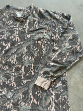 Load image into Gallery viewer, Vintage Mossy Oak Treestand Camo Southern Region Williamette Industries Shirt (XL)