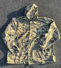 Load image into Gallery viewer, Clarkfield Corn Belt Camo Button Up Jacket XL