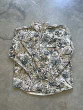 Load image into Gallery viewer, 2000’s Game Guard Cactus Camo Button Up Shirt (M)