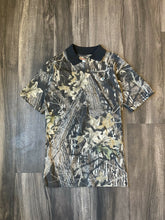 Load image into Gallery viewer, Vintage Mossy Oak Breakup Camo Polo Shirt (XS)