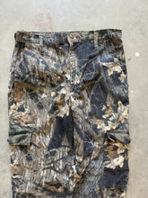 Load image into Gallery viewer, Vintage Mossy Oak Breakup Camo Adjustable Waist Pants (M)