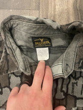 Load image into Gallery viewer, Vintage Deerskin Trebark Camo Chamois Shirt (XL)
