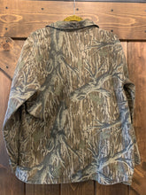Load image into Gallery viewer, Mossy Oak Treestand 3 Pocket Jacket