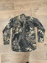 Load image into Gallery viewer, Mossy Oak Break Up Shirt (S)