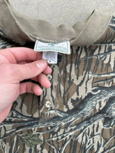 Load image into Gallery viewer, 90’s Mossy Oak Treestand Camo Henley (M) 🇺🇸