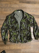 Load image into Gallery viewer, Mens Pella Big Dutch Trebark Camo Jacket Size L/XL