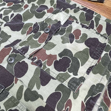 Load image into Gallery viewer, Vintage Duxbak Old School Camo Jacket (M)🇺🇸