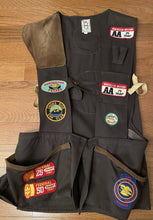 Load image into Gallery viewer, Vintage Bob Allen Shooting Vest (L)
