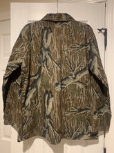 Load image into Gallery viewer, Mossy Oak Treestand 3 Pocket Shirt (M)🇺🇸