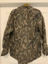 Load image into Gallery viewer, Mossy Oak Treestand LS Button Up (L)